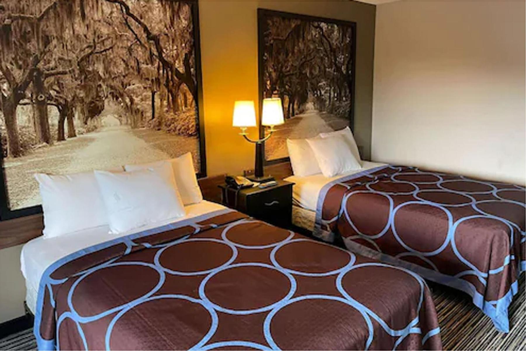 Econo Lodge Elberton Lodge
